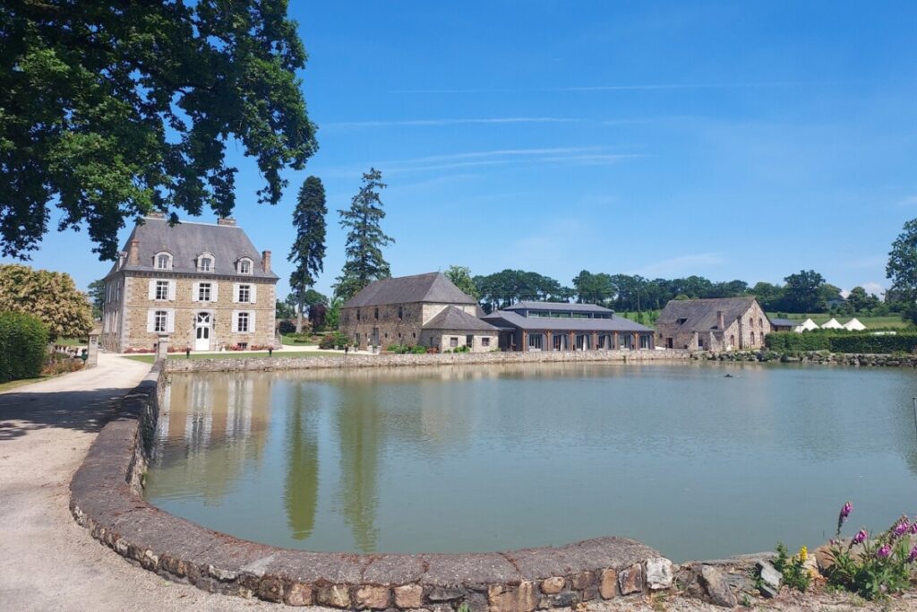 chateau la giraudais